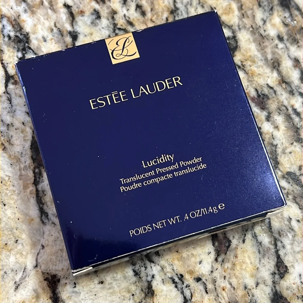 🌙♣️Very Rare! Estée Lauder Lucidity Translucent Pressed Powder